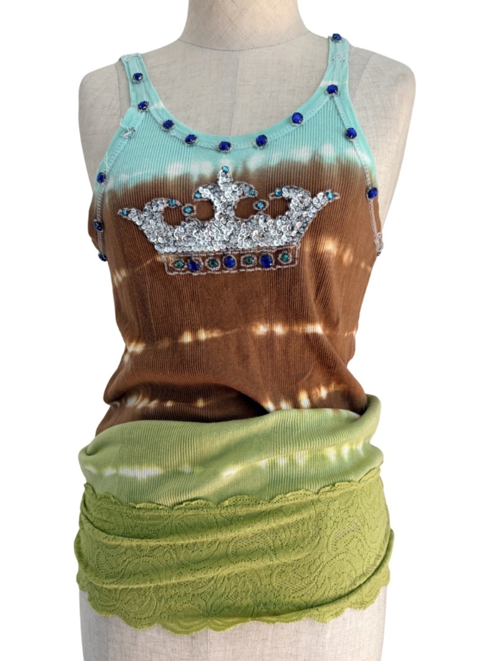 Vintage Y2K Tie Dye Aqua Embellished  Crown Jewel Tank Top Sequins Going Out S